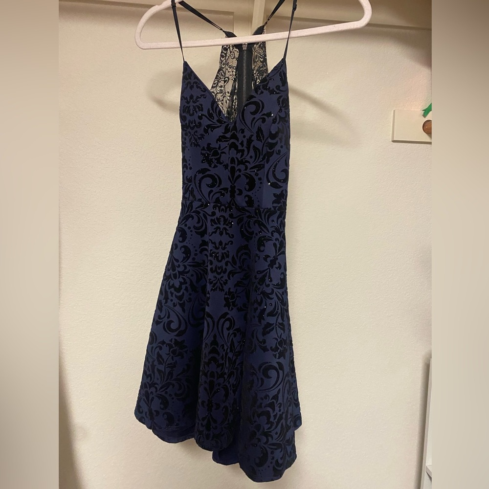 Pretty Navy Blue w/ Black sparkle Floral Lace Halter Style Semi Formal Dress